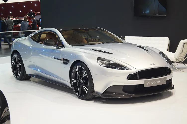 Aston Martin Vanquish – Test, Preise und تقييم bei شام كارز
