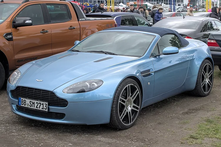 Aston Martin Vantage – Test, Preise und تقييم bei شام كارز