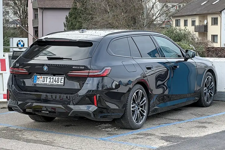 BMW i5 – Test, Preise und تقييم bei شام كارز