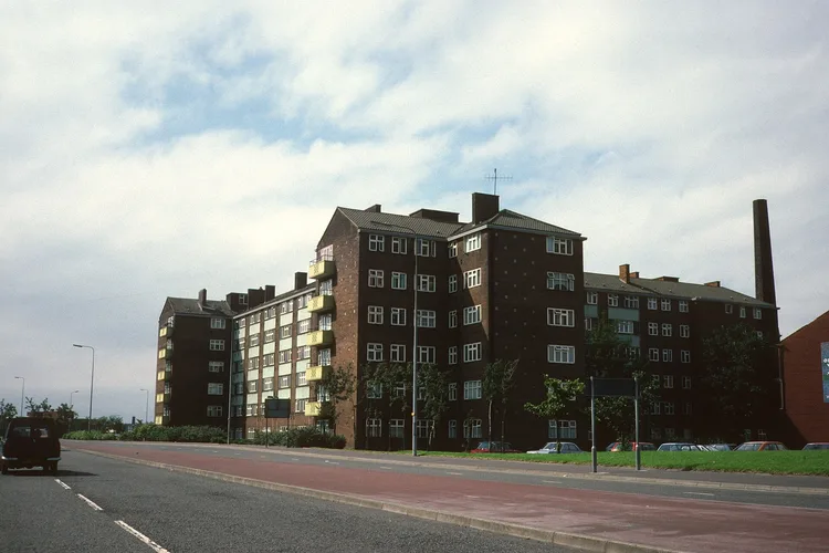 DS DS N°8 – Test, Preise und تقييم bei شام كارز