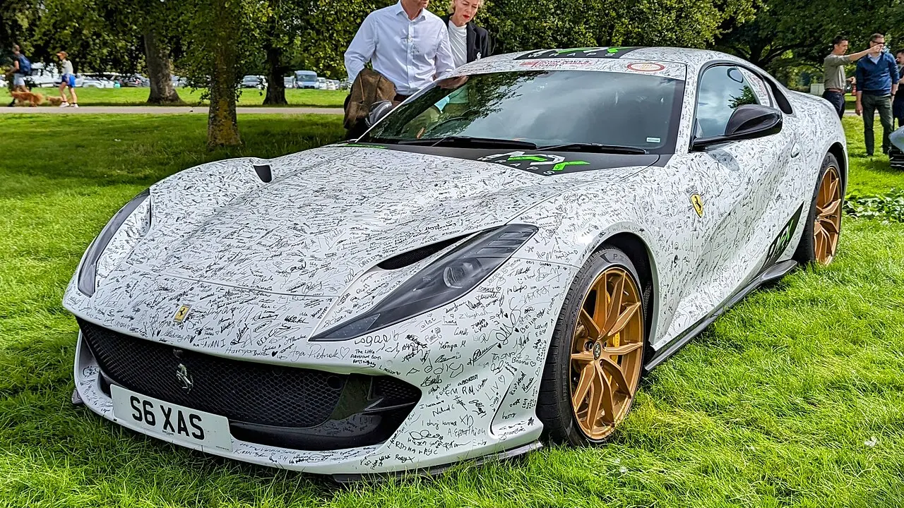 Ferrari 812 Superfast – Test, Preise und تقييم bei شام كارز