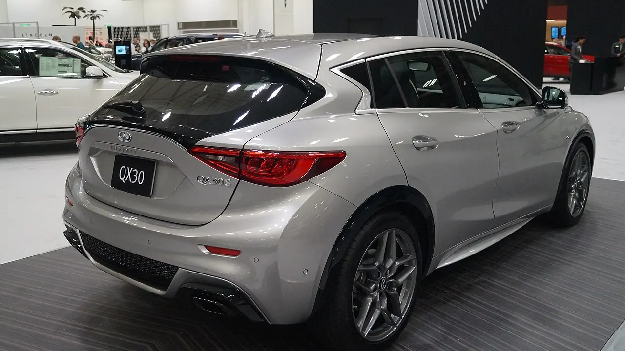 Infiniti QX30 – Test, Preise und تقييم bei شام كارز