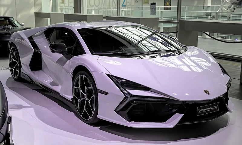 Lamborghini Revuelto – Test, Preise und تقييم bei شام كارز