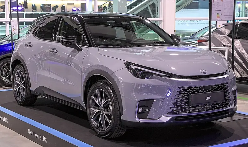 Lexus LBX – Test, Preise und تقييم bei شام كارز