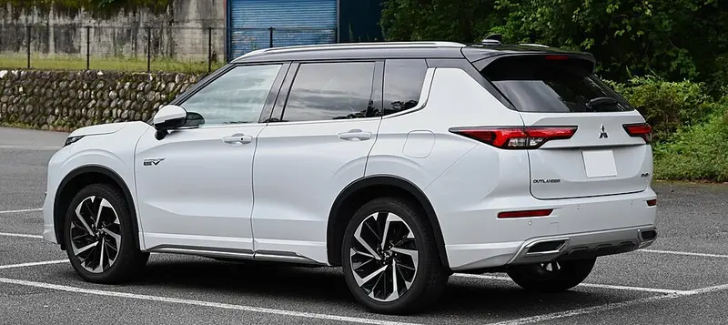 Mitsubishi Outlander PHEV – Test, Preise und تقييم bei شام كارز