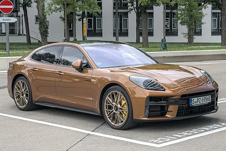 Porsche Panamera – Test, Preise und تقييم bei شام كارز