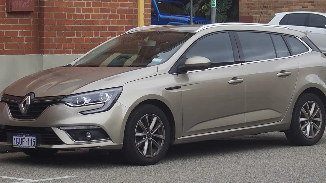 Renault Megane – Test, Preise und تقييم bei شام كارز